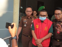 Modus Peras Penyedia Jasa Jadi Penyebab Eks Plt Kepala Dinas Kominfo Nganjuk Ditahan Kejaksaan