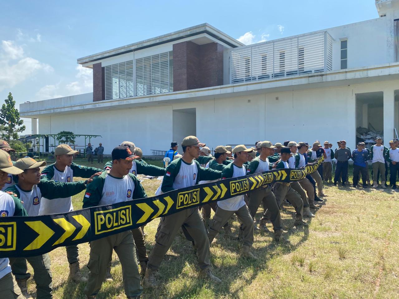 240 Anggota Satpol PP Kabupaten Kediri Jalani Pelatihan Dalmas untuk Cegah Aksi Demonstrasi Anarkis