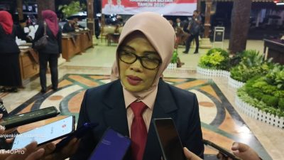 Teka-teki Terjawab, Bupati Rijanto Tetapkan Khusna Lindarti Sebagai Sekda Blitar, Perempuan Pertama yang Duduki Jabatan Tersebut