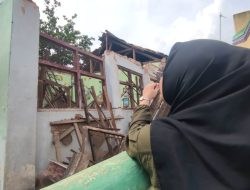 Laporan Tak Digubris, Ruang Kelas SDN 2 Jatigreges Nganjuk Ambruk