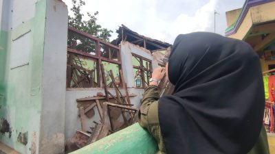 Laporan Tak Digubris, Ruang Kelas SDN 2 Jatigreges Nganjuk Ambruk