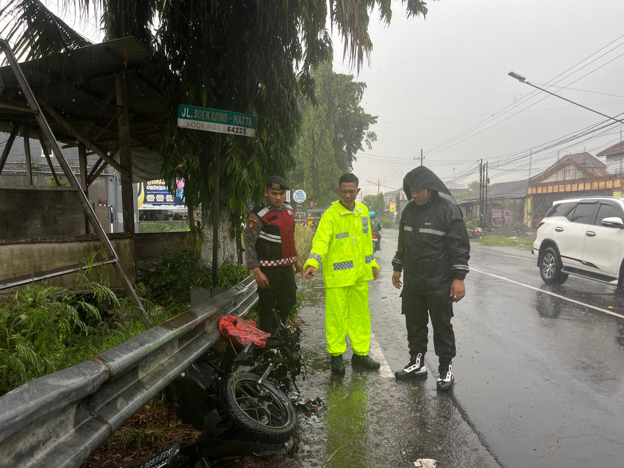 Tabrakan Beruntun di Dua Lokasi Pare, Lima Orang Terluka Termasuk Balita