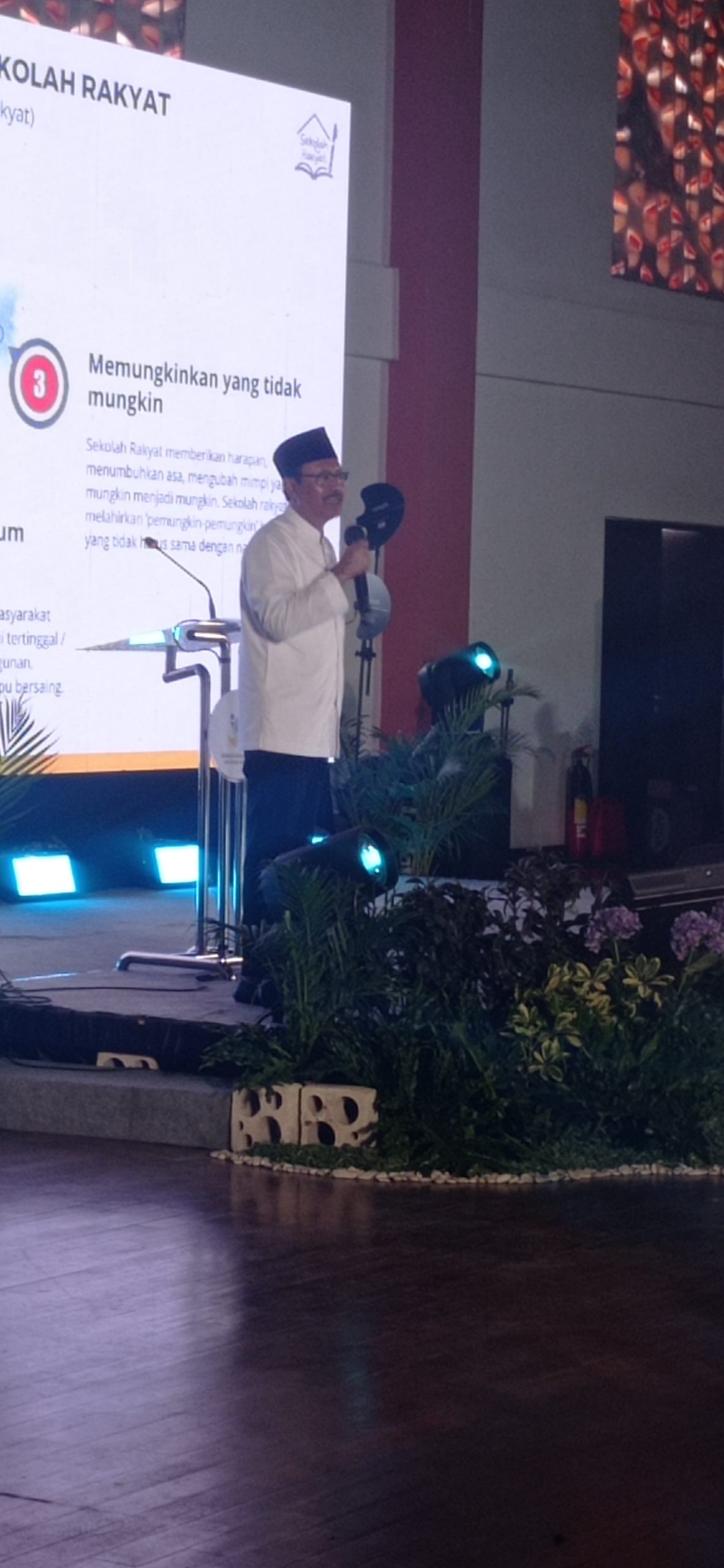 Gus Ipul Ingatkan Siswa SRMA Kabupaten Kediri untuk Hindari Perundungan