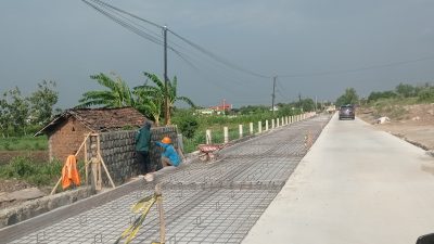 Jalan Sekitar Stadion Gelora Dhaha Jayati Ditarget Rampung Awal Desember