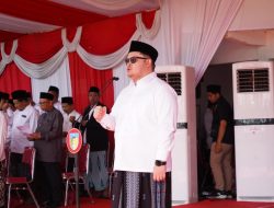 Pimpin Apel Hari Santri, Mas Dhito Tegaskan Komitmen Lanjutkan Program Keagamaan