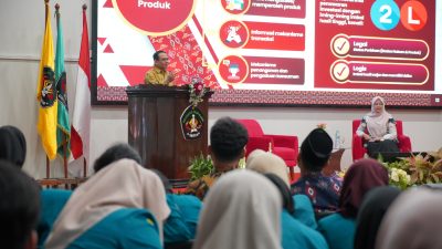 OJK Perkuat Literasi Keuangan Mahasiswa UNISKA Kediri Lewat Program OJK Mengajar