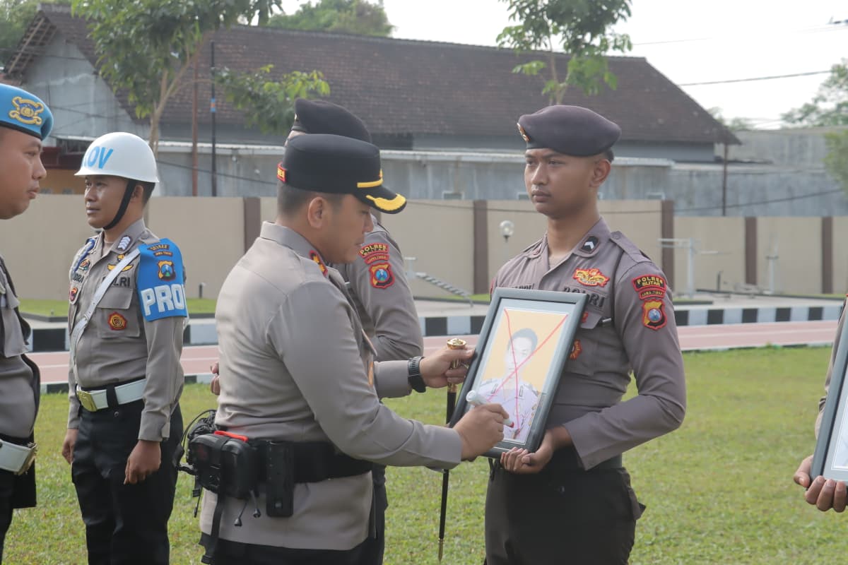 Empat Anggota Polres Blitar Dipecat Tidak Hormat, Ini Pelanggaran yang Mereka Lakukan