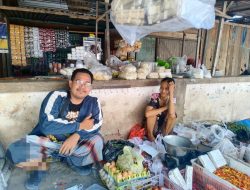 Kisah Bu Sunarsih,  Bertahan di Panas Trotoar Demi Rezeki dari Seikat Kangkung