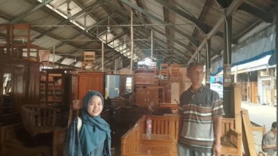 Mebel Toseran di Pasar Pahing, Usaha Keluarga yang Tetap Dijaga Meski Pernah Rugi Besar Akibat Kebakaran