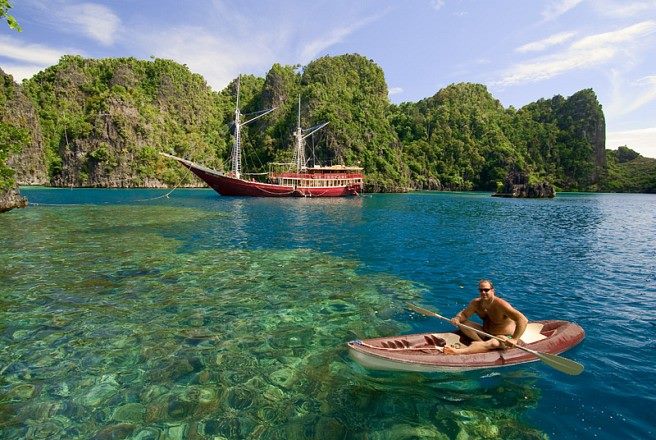 Ria Ricis dan Keajaiban Raja Ampat: Petualangan Menyelami Surga Bahari Nusantara