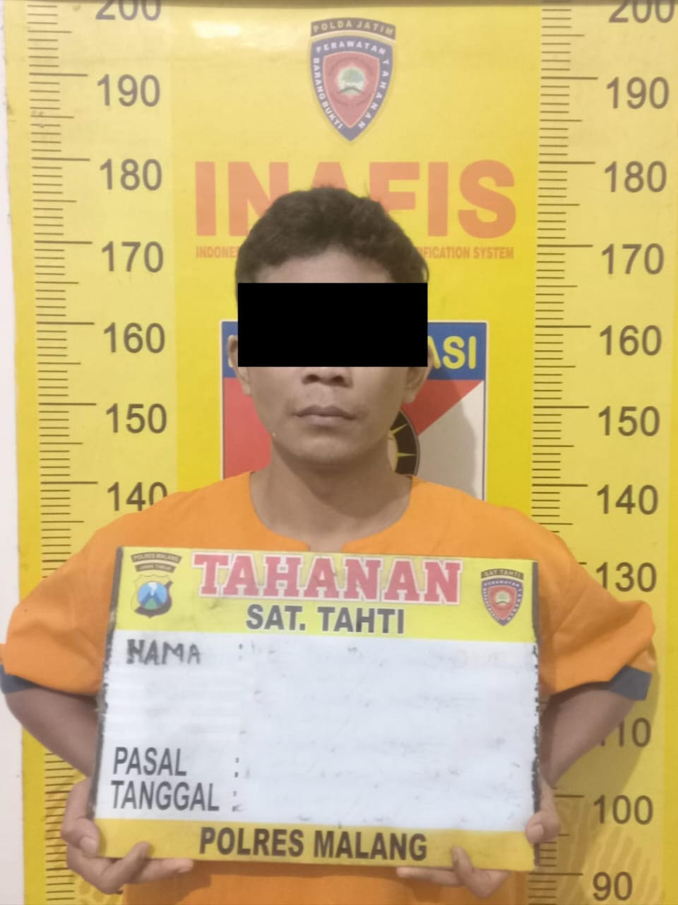 Asyik Nongkrong, Pria di Malang Diciduk Polisi karena Kedapatan Bawa 8 Poket Sabu