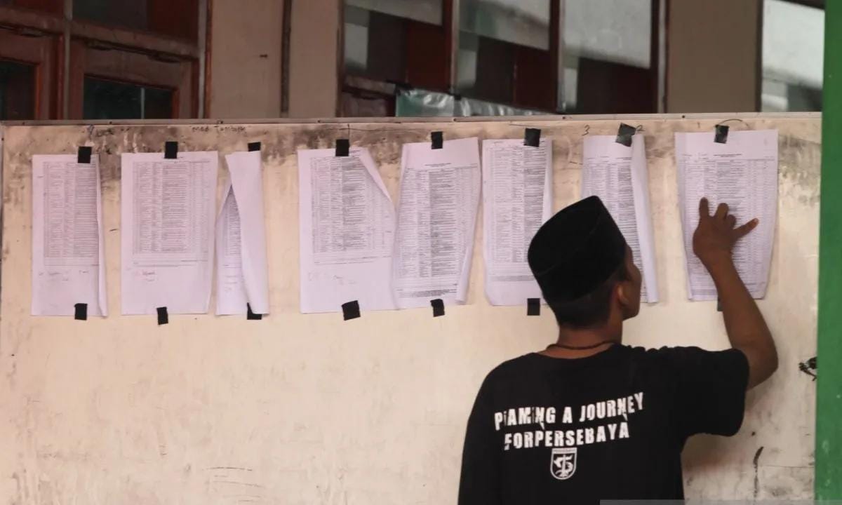 BNPB: 26 Santri Korban Ambruknya Ponpes Al-Khoziny Masih Dirawat Intensif