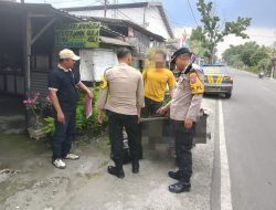 Polsek Babat Sita 25 Botol Arak Bali dari Pengiriman Paket, Total 15 Liter Diamankan