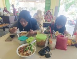 Mie Ayam Istimewa Pak Nur, Kuliner Legendaris Dekat SLG yang Tak Pernah Kehilangan Penggemar