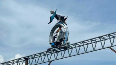 Sensasi Melayang di Era Dinosaurus, Jatim Park 3 Resmikan Wahana Jurassic Sky Ride
