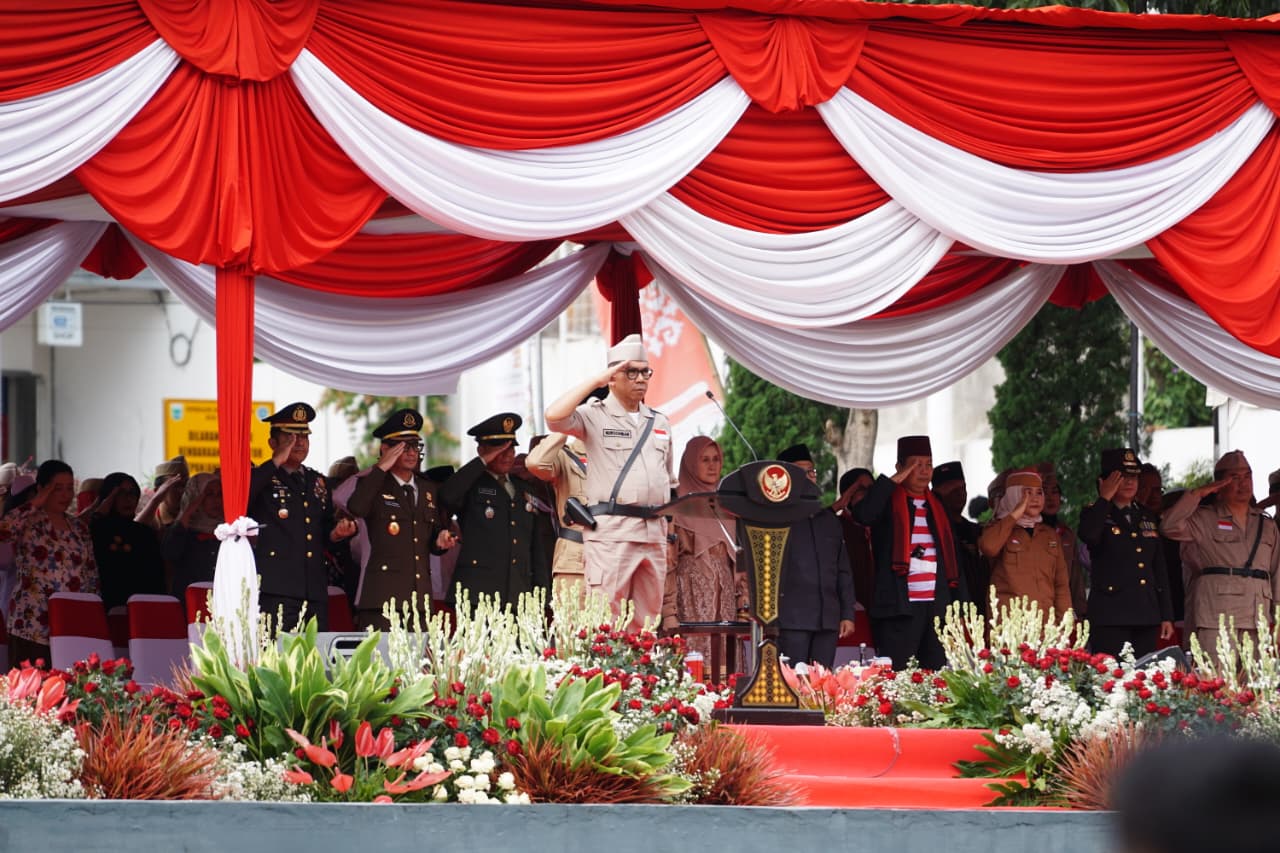 Pemkot Batu Gelar Upacara Hari Pahlawan 2025, Nurochman Ajak Generasi Muda Teladani Semangat Juang Pahlawan