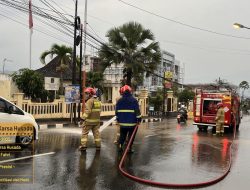 RSUD Karsa Husada Batu Sigap Atasi Luapan Lumpur dari Proyek yang Meluber ke Jalan