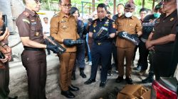 Kejari Batu Musnahkan 900 Gram Narkoba dan 231 Ribu Batang Rokok Ilegal