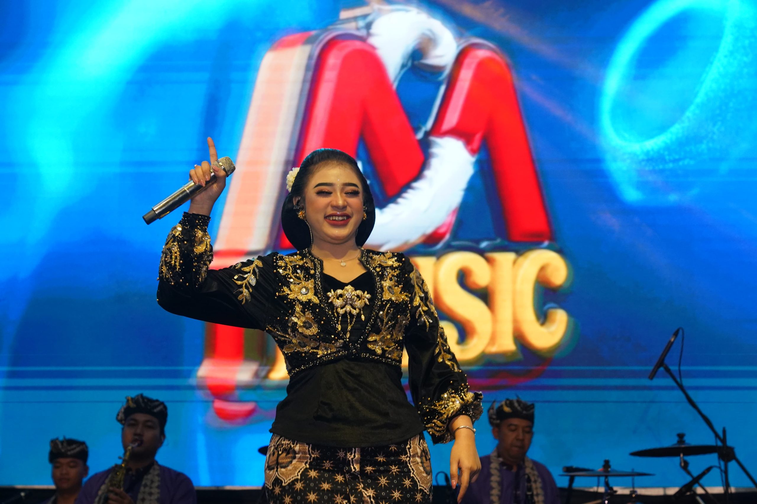 Niken Salindri Hibur Ribuan Penonton di Gebyak Budoyo Sisir ke-191, Ini Infonya