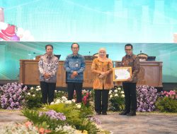 Pemkot Batu Raih Penghargaan TP2DD, Wali Kota Nurochman Tekankan Akselerasi Digital dan Stabilitas Harga di HLM Jatim 2025