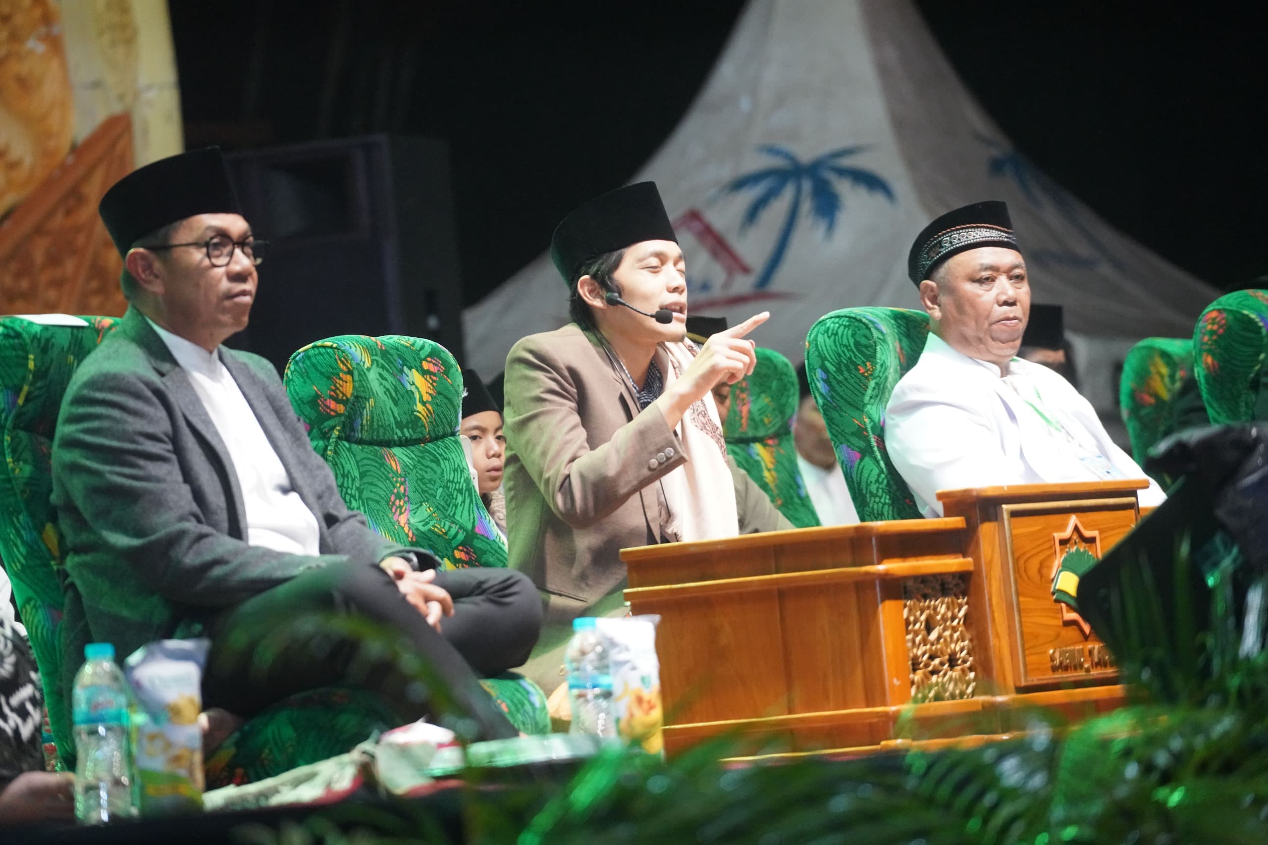 Wali Kota Nurochman Ikuti Peringatan Maulid Nabi dan Syukuran Perluasan TPU Sumberejo Bersama Gus Iqdam