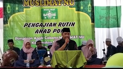 Muslimat dan Fatayat NU se-Kecamatan Mojorotogelar pengajian akbar