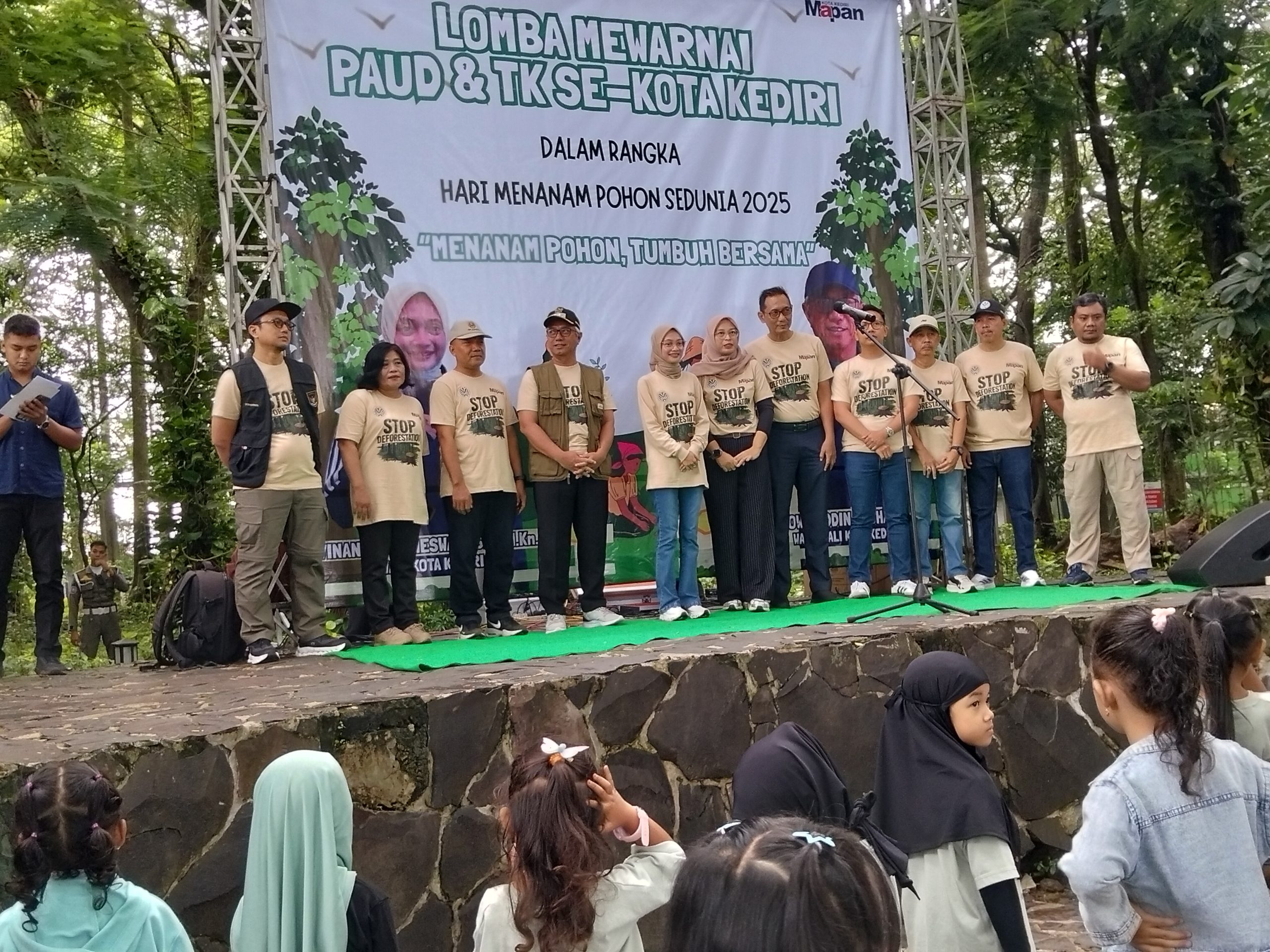 Lomba Mewarnai PAUD–TK di Hutan Joyoboyo, Tanamkan Edukasi Iklim Sejak Dini di Tengah Minimnya Ruang Hijau Kota