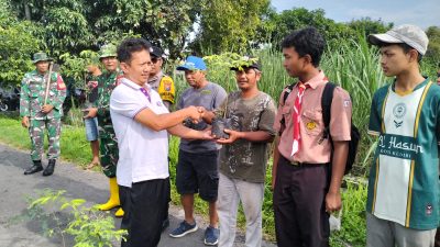 Dewan Kebudayaan Gandeng Koramil 02/Pesantren Dorong Pelestarian Lingkungan, Tanam 100 Pohon Asem di Lingkungan Balong