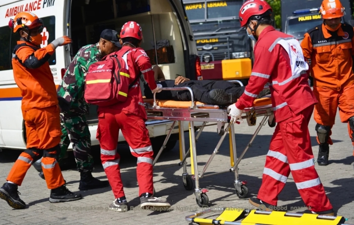Simulasi Gempa dan Kebakaran di Nganjuk, Tim Gabungan Uji Kecepatan Tanggap Darurat