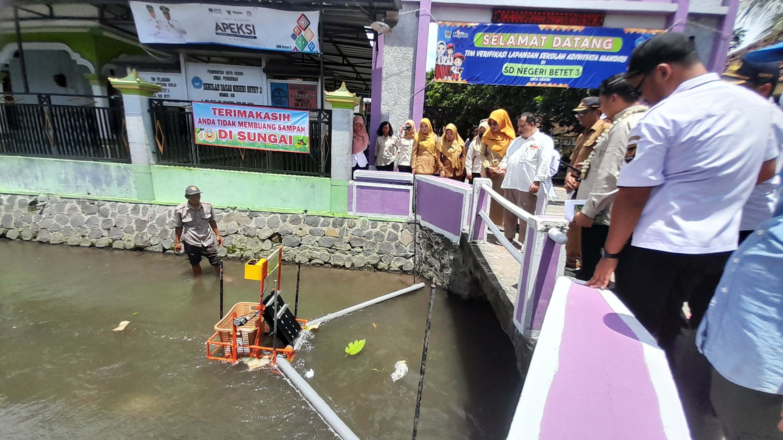 SDN Betet 3 Kota Kediri Kenalkan Edugame Pengolahan Sampah Berbasis Hemat Energi