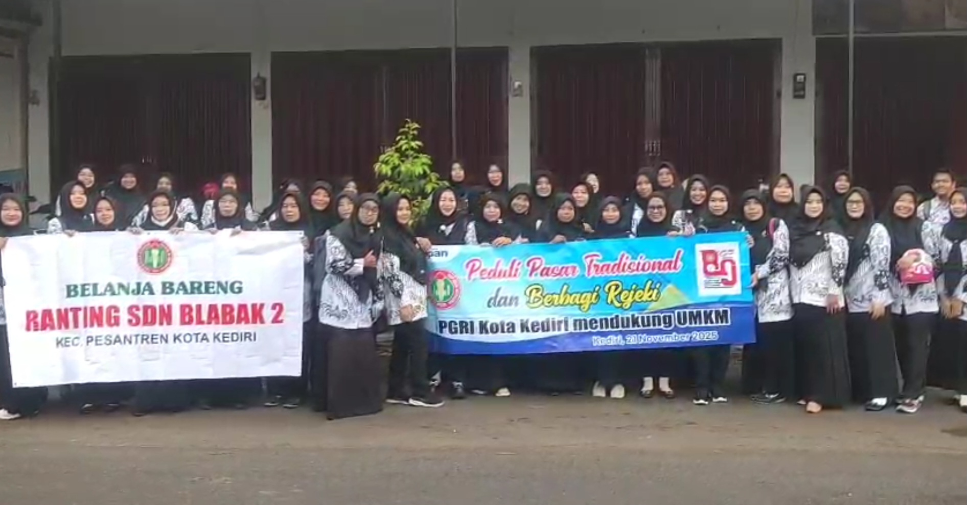 PGRI Kota Kediri Gelar Aksi Belanja Bareng untuk Dukung Pasar Tradisional