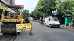 Pengaspalan Bertahap di Jalan Letjend Suprapto, Pengendara Diimbau Waspada Perbedaan Tinggi Jalan
