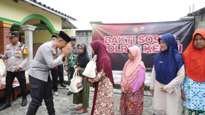 Peduli Warga, Polres Kediri Bangun Sumur Bor dan Salurkan Sembako di Musala Al-Qomar Badas
