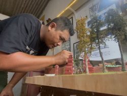 Dari Limbah Sungai Menjadi Karya Seni, Catra Hermawan, Perajin Diorama 3D Asal Mojojejer yang Mendunia