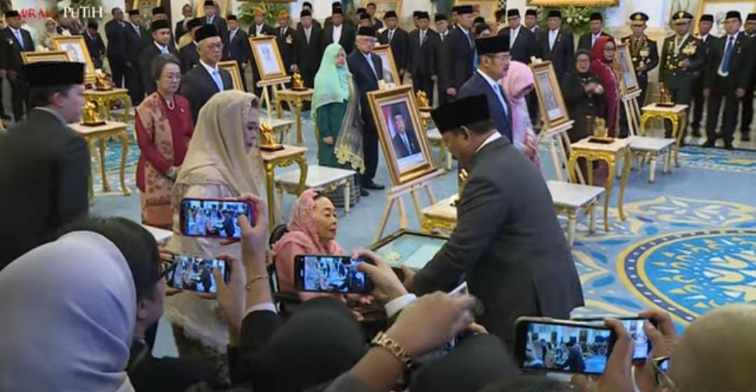 Gus Dur Resmi Sandang Gelar Pahlawan Nasional dari Presiden Prabowo