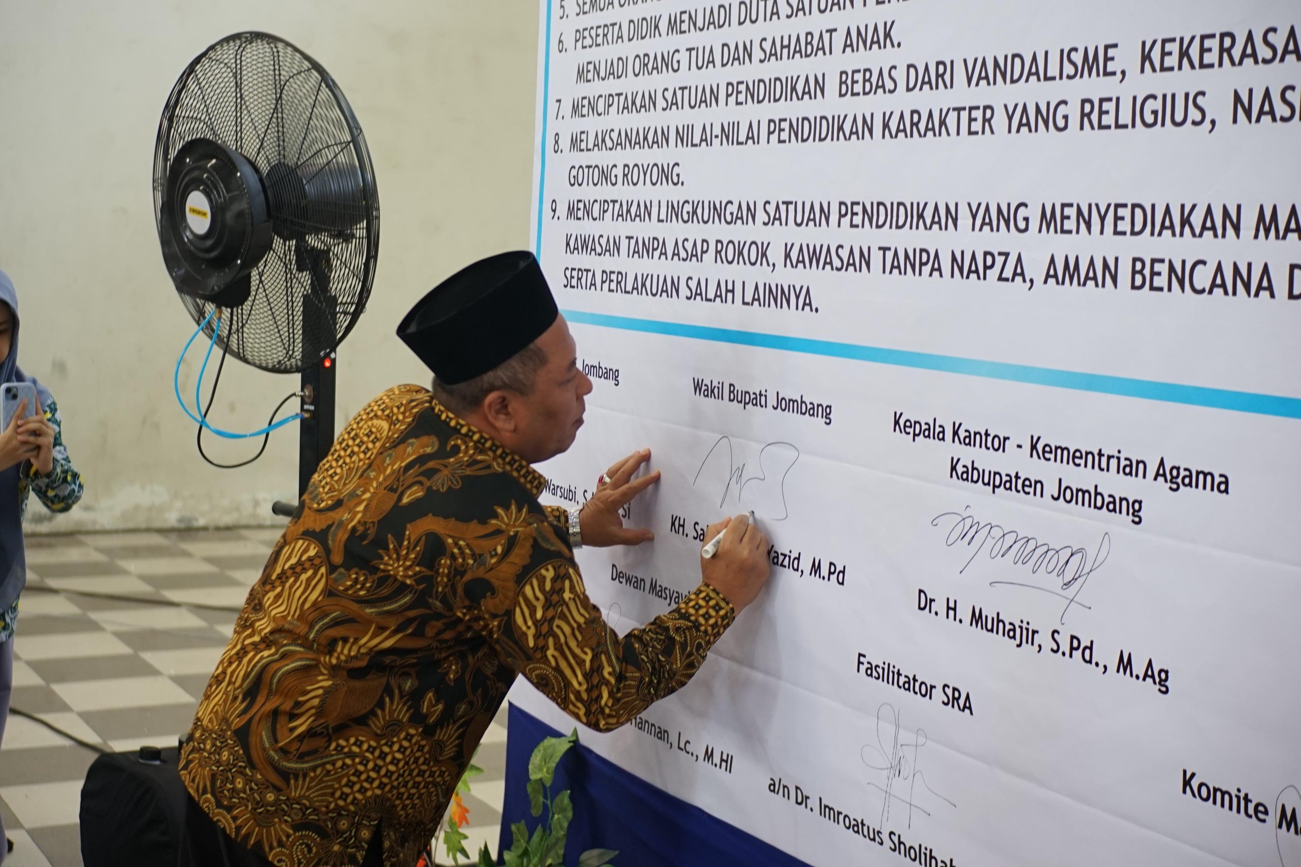 MTs Madrasatul Qur’an Tebuireng Canangkan Sekolah Ramah Anak, Wabup Jombang: Pastikan Siswa Aman dan Nyaman