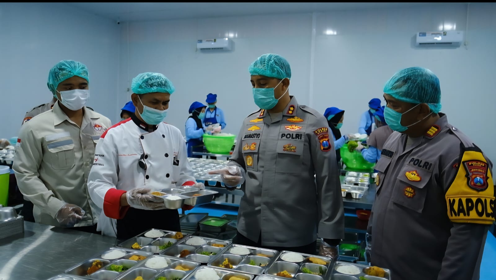 SPPG Polres Kediri Jadi Percontohan Nasional, Sajikan Makanan Bergizi untuk Ribuan Pelajar