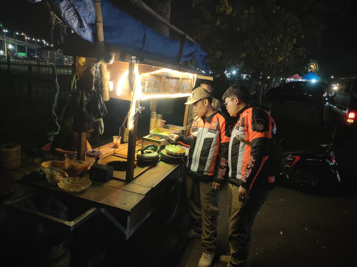Patroli Malam di Kawasan SLG Kediri Diperketat, Satpol PP Fokus Cegah Premanisme dan Pelanggaran Ketertiban