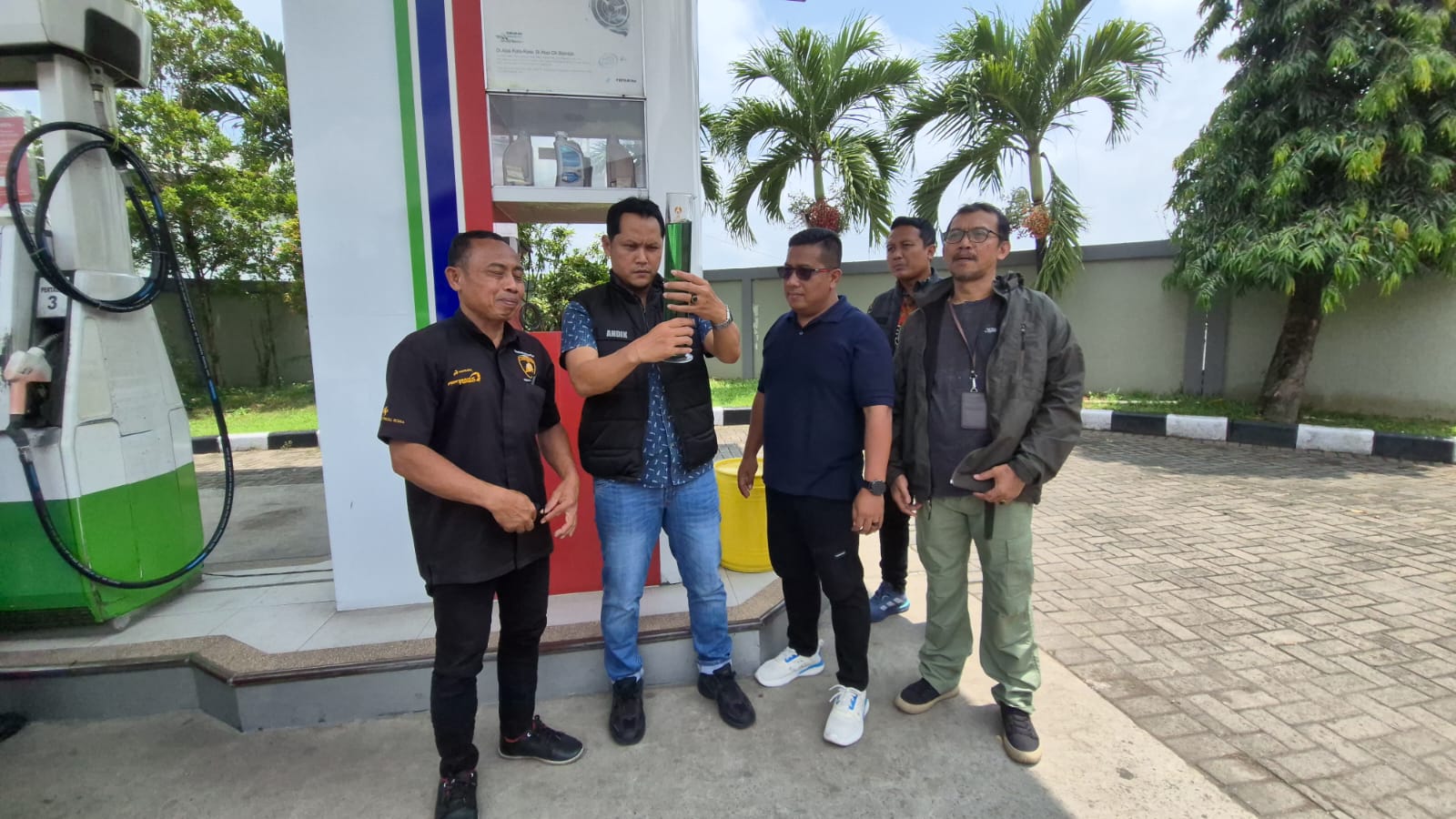 Pastikan BBM Aman, Polres Ponorogo Lakukan Sidak ke Sejumlah SPBU