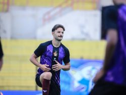 Derby Jatim Persik Kediri vs Persebaya Surabaya Berakhir 1-1, Satu Pemain Dikartu Merah