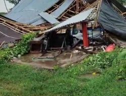Puting Beliung Hantam Drenges Kertosono, Puluhan Rumah dan Kandang Ternak Rusak Parah