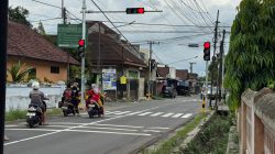 Dishub Kabupaten Kediri Pasang Dua Traffic Light Baru di Pagu dan Pare