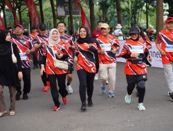 Wakil Bupati Kediri Lepas Peserta Kediri Merdeka Run 2025