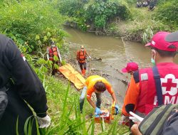 BPBD Kabupaten Kediri Evakuasi Jasad Anak Tenggelam di Sungai Brantas