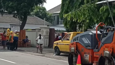 Percepatan Perbaikan Jalan Kediri–Blitar Dikebut Jelang Musim Hujan