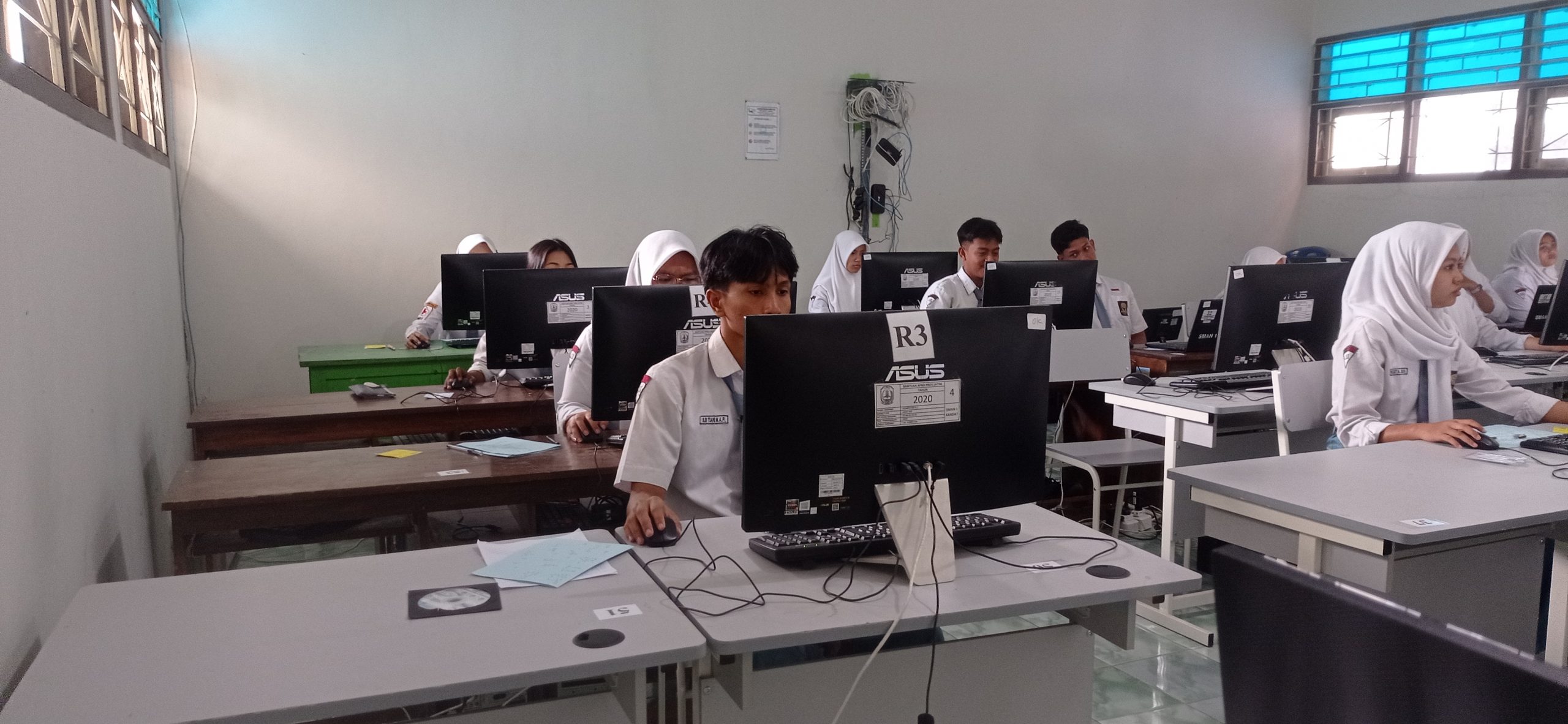 Sebanyak 354 Siswa Kelas XII SMA Negeri 1 Kandat Ikuti Tes Kemampuan Akademik Harapan Sekolah: Capaian Prestasi Meningkat