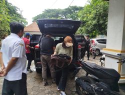 Kepala Disbudparpora Ponorogo Diperiksa KPK Terkait Proyek Monumen Reyog, Mobil Dinas Ikut Digeledah