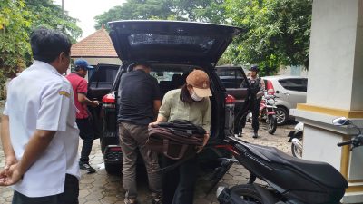 Kepala Disbudparpora Ponorogo Diperiksa KPK Terkait Proyek Monumen Reyog, Mobil Dinas Ikut Digeledah