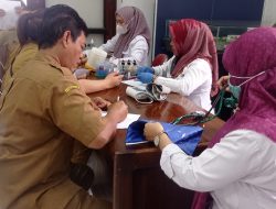 Peringati HUT Korpri dan Darma Wanita ke-26, Ratusan ASN Pemkab Kediri Ikut Donor Darah