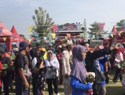 Seribu Botok Habis dalam Sekejap, Festival Kuliner Gejagan Bersama KKN Unair Diserbu Warga